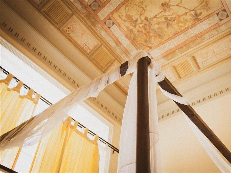 Bed and Breakfast Antica Dimora Caruso Катанія Екстер'єр фото