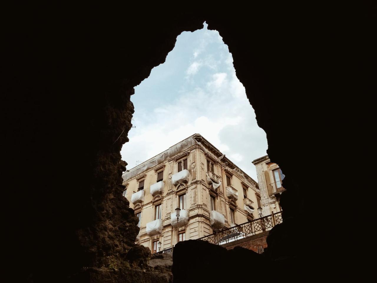 Bed and Breakfast Antica Dimora Caruso Катанія Екстер'єр фото