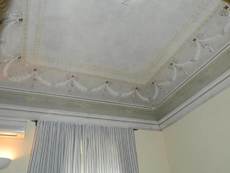 Bed and Breakfast Antica Dimora Caruso Катанія Екстер'єр фото